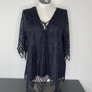BKE Boutique Womens Eyelash Lace Top Shirt Black